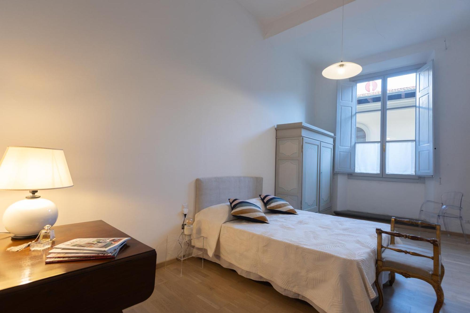 Palazzo Fioravanti In Centro A Apartamento