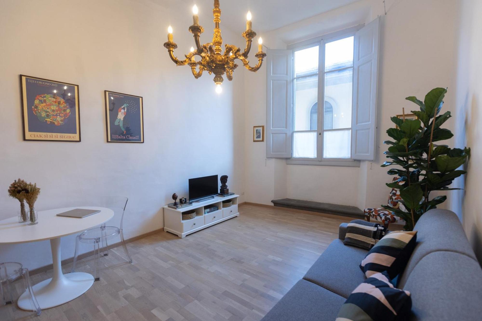Apartamento Palazzo Fioravanti In Centro A